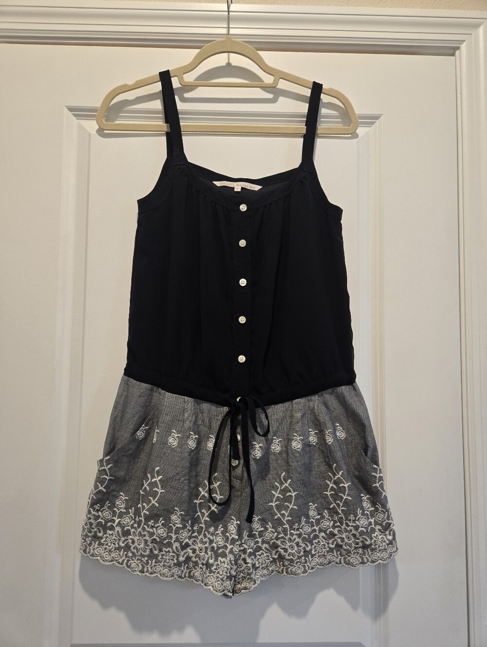 Rachel Roy Navy Blue Sleeveless Button Front Romper with Embroideredy, Size 2 - Picture 11 of 11
